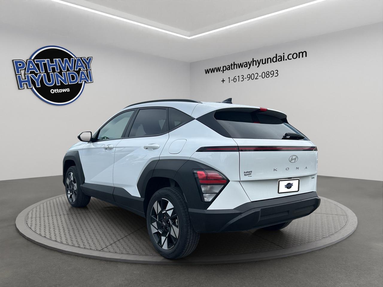 2025 Hyundai KONA Preferred | All-Wheel Drive | Adaptive Cruise Control | Heated Seats & Wheel | Cross-Traffic Alert | Photo