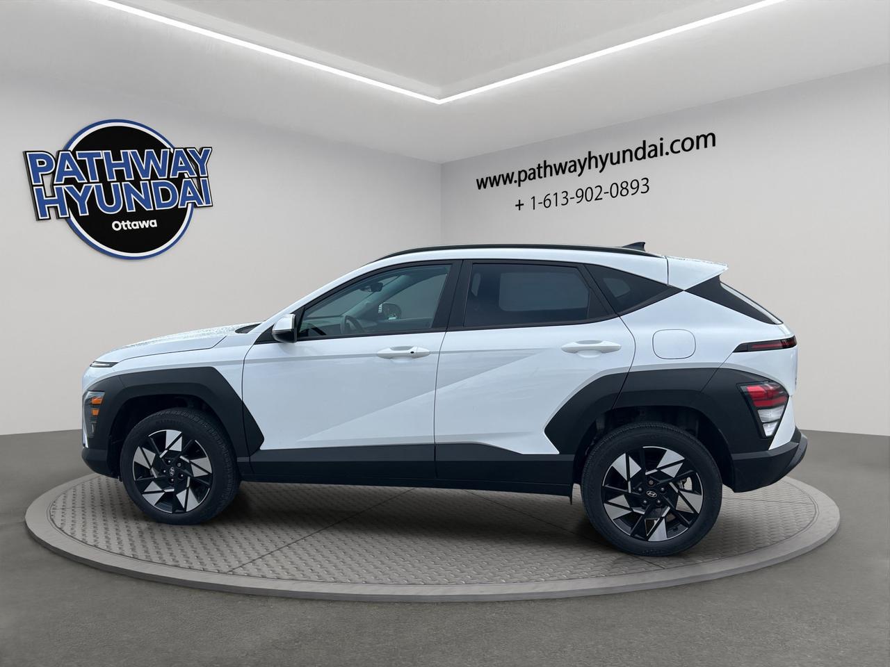 2025 Hyundai KONA Preferred | All-Wheel Drive | Adaptive Cruise Control | Heated Seats & Wheel | Cross-Traffic Alert | Photo