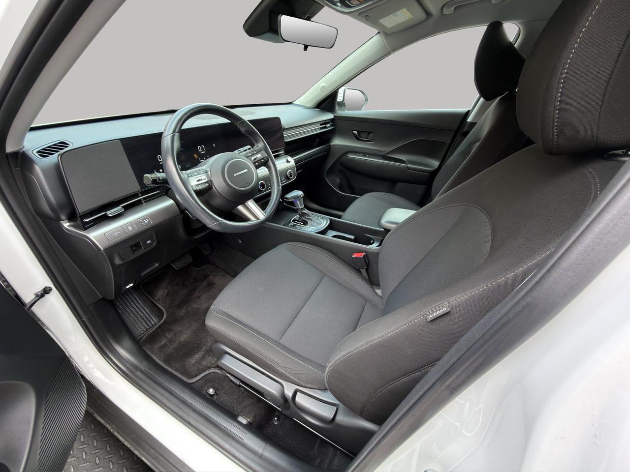 2025 Hyundai KONA Preferred | All-Wheel Drive | Adaptive Cruise Control | Heated Seats & Wheel | Cross-Traffic Alert | Photo