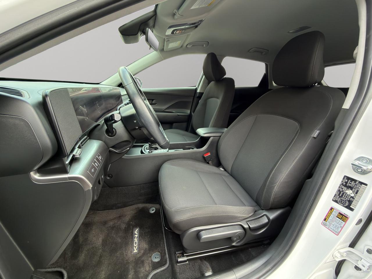 2025 Hyundai KONA Preferred | All-Wheel Drive | Adaptive Cruise Control | Heated Seats & Wheel | Cross-Traffic Alert | Photo