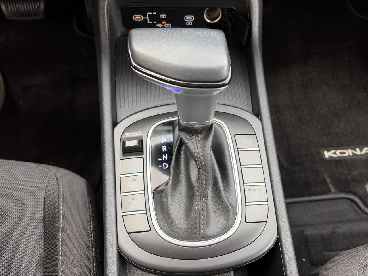 2025 Hyundai KONA Preferred | All-Wheel Drive | Adaptive Cruise Control | Heated Seats & Wheel | Cross-Traffic Alert | Photo