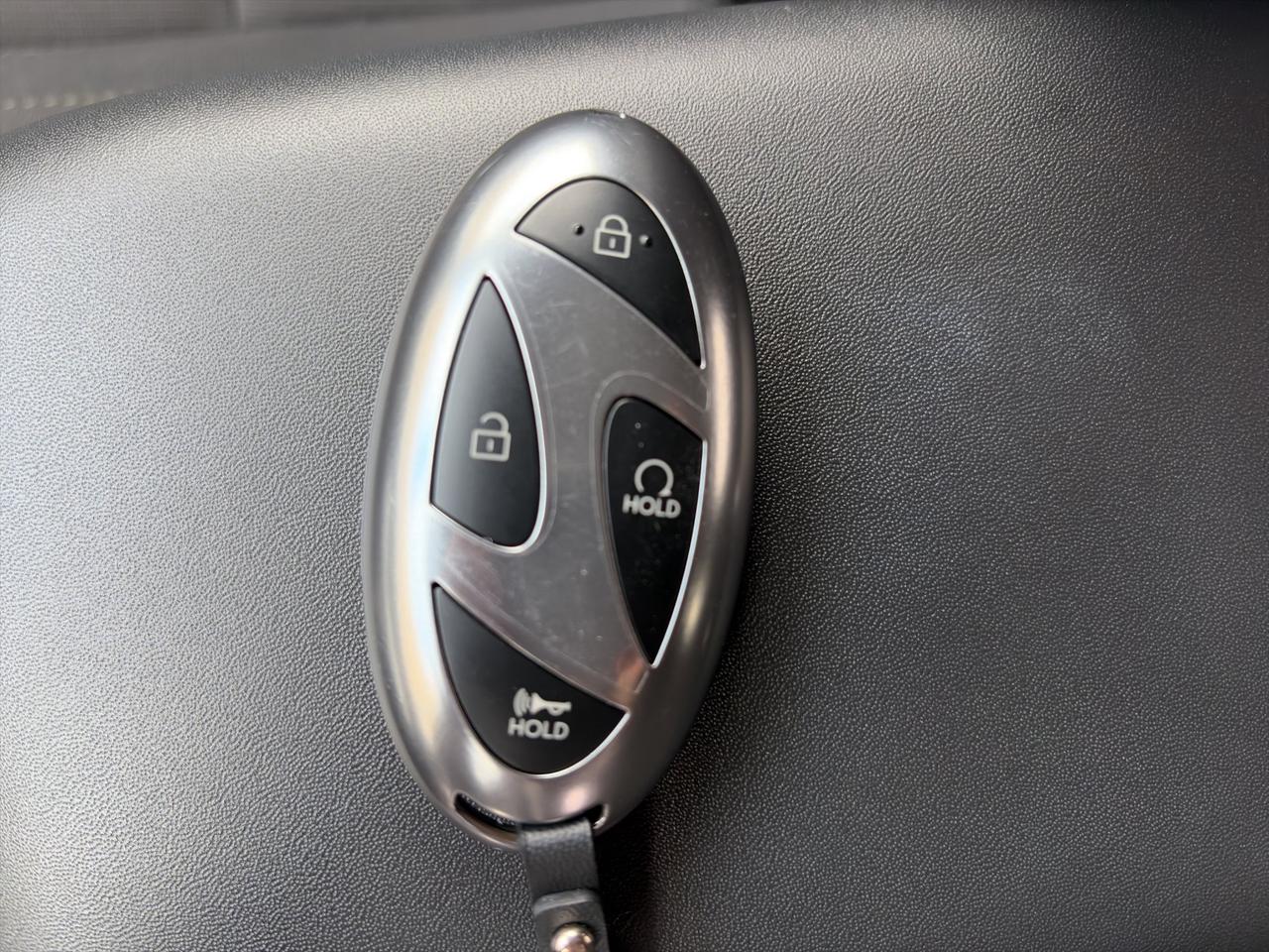 2025 Hyundai KONA Preferred | All-Wheel Drive | Adaptive Cruise Control | Heated Seats & Wheel | Cross-Traffic Alert | Photo