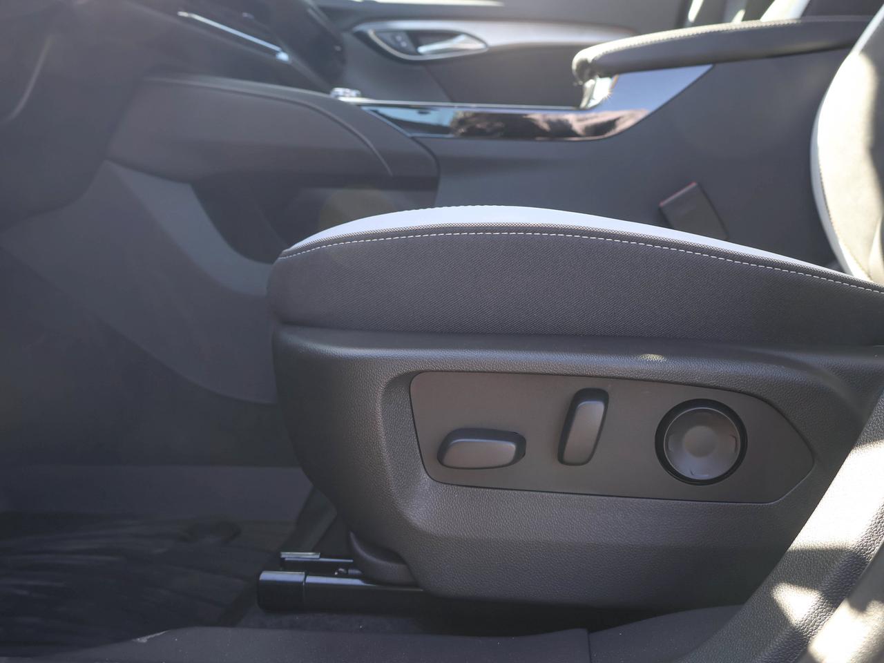 2026 Buick Envision SPORT TOURING Photo