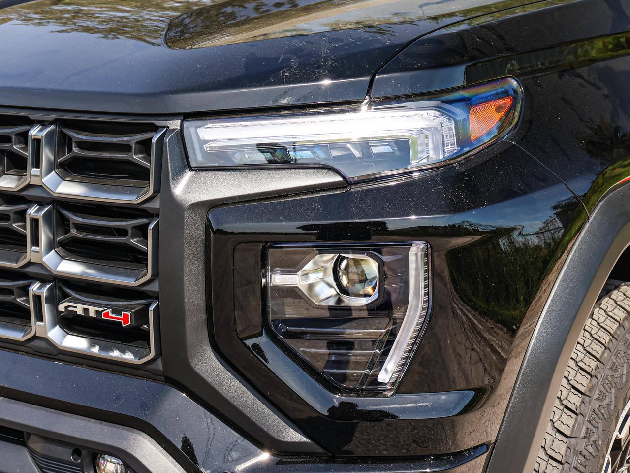 2026 GMC Canyon AT4 Photo
