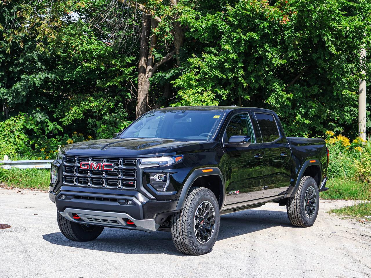 2026 GMC Canyon AT4 Photo
