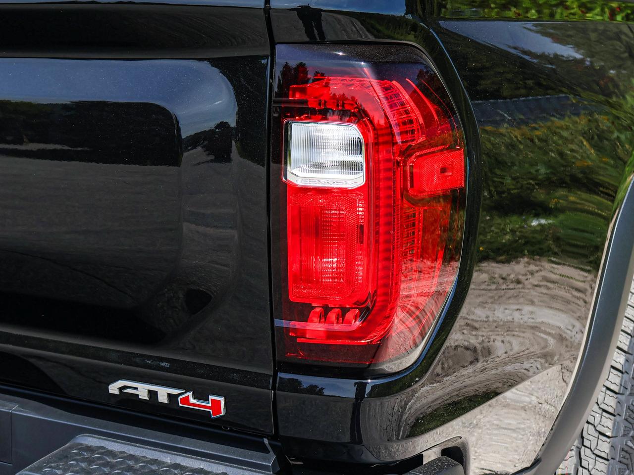 2026 GMC Canyon AT4 Photo