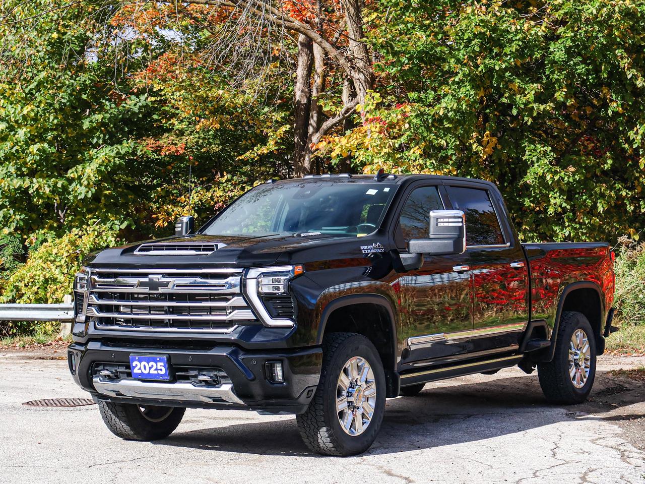 2025 Chevrolet SILVERADO 2500HD High Country Photo