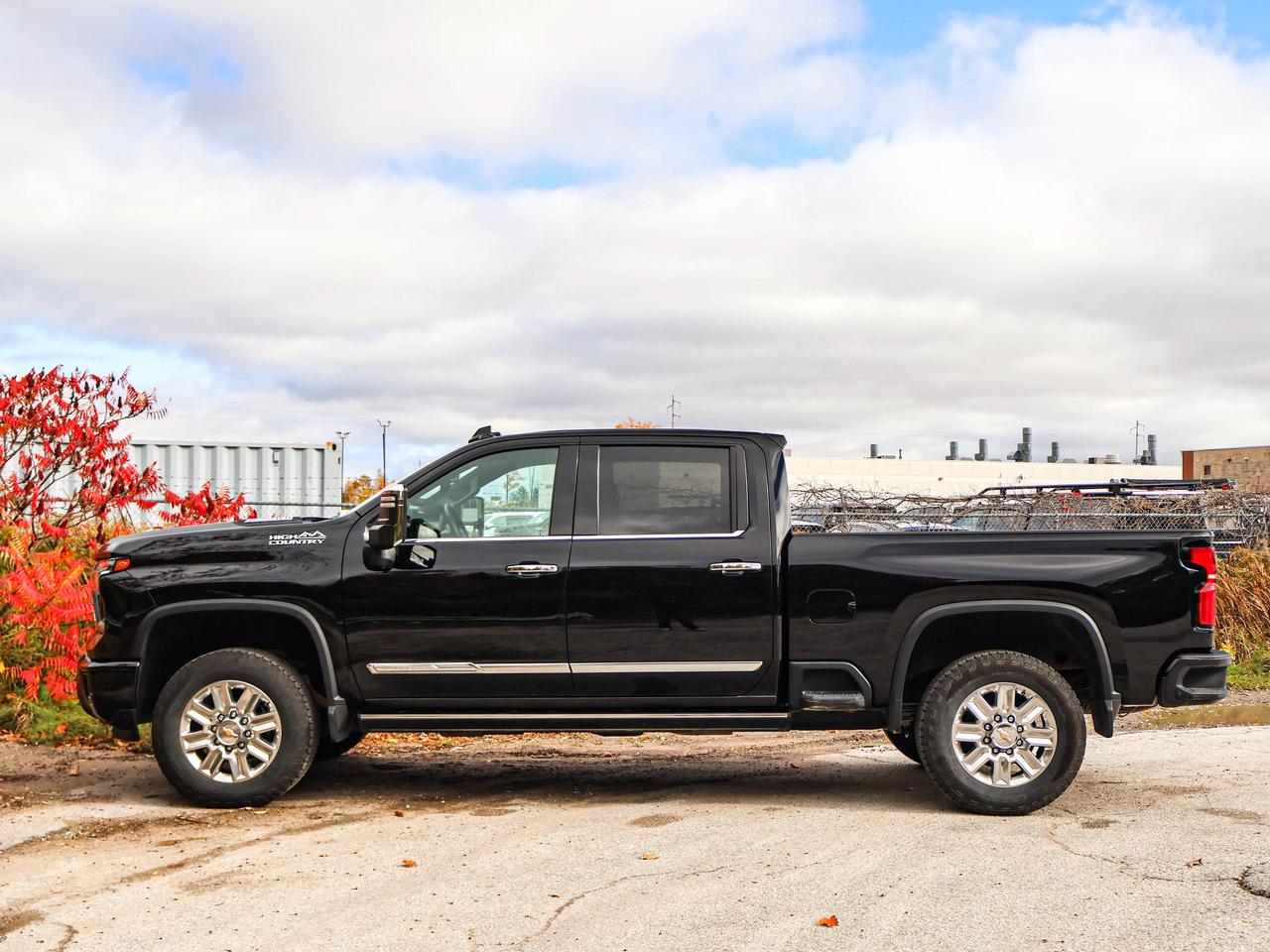 2025 Chevrolet SILVERADO 2500HD High Country Photo