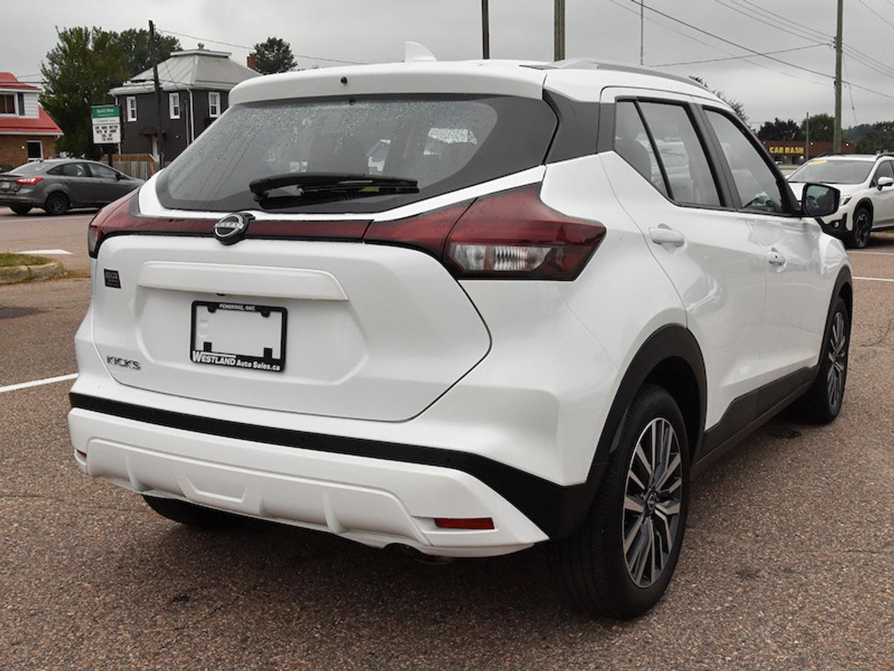 2025 Nissan Kicks  Photo