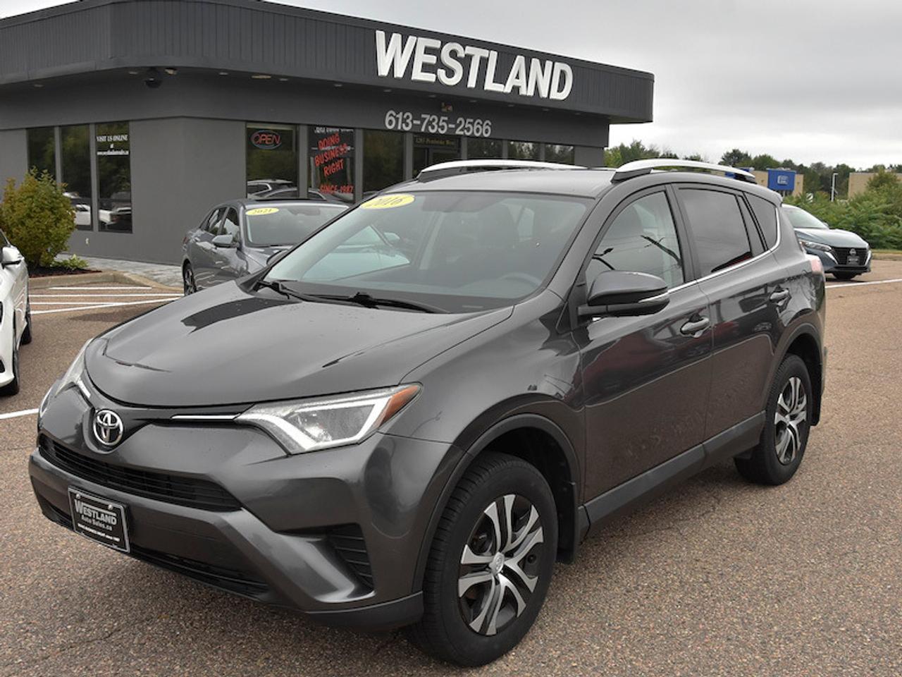 2016 Toyota RAV4 FWD 4dr LE - Photo #1