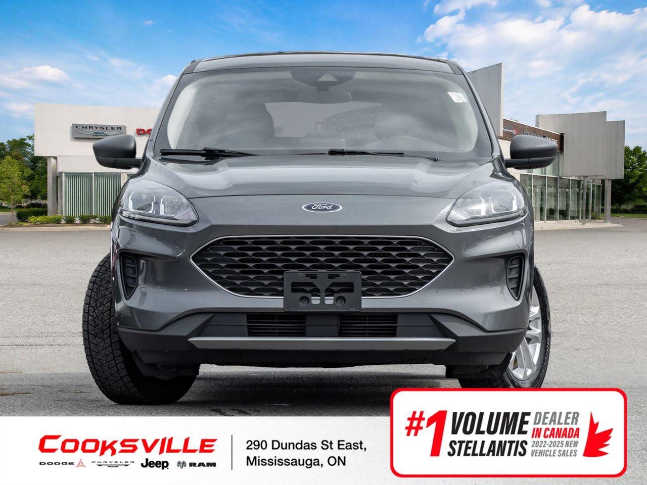 2022 Ford Escape SE AWD Photo