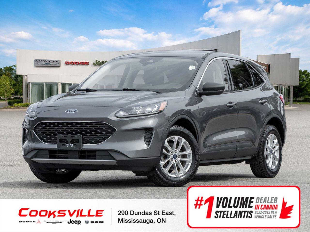2022 Ford Escape SE AWD Photo0