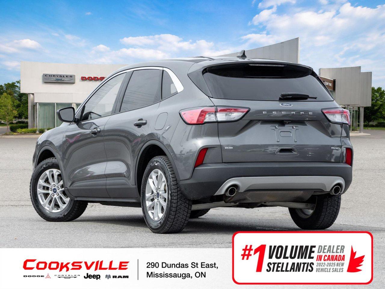2022 Ford Escape SE AWD Photo