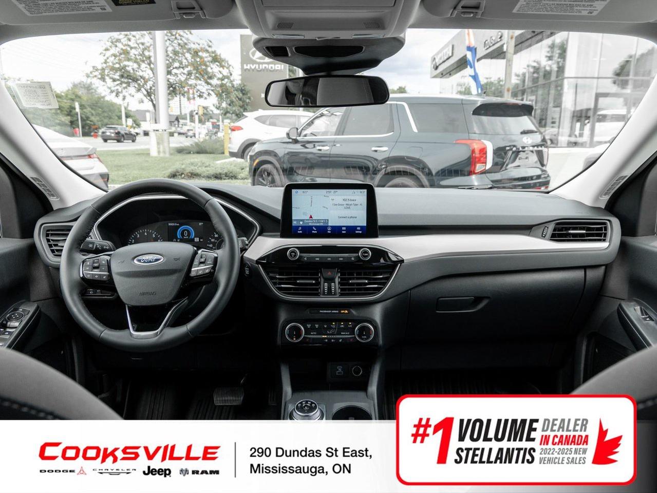 2022 Ford Escape SE AWD Photo