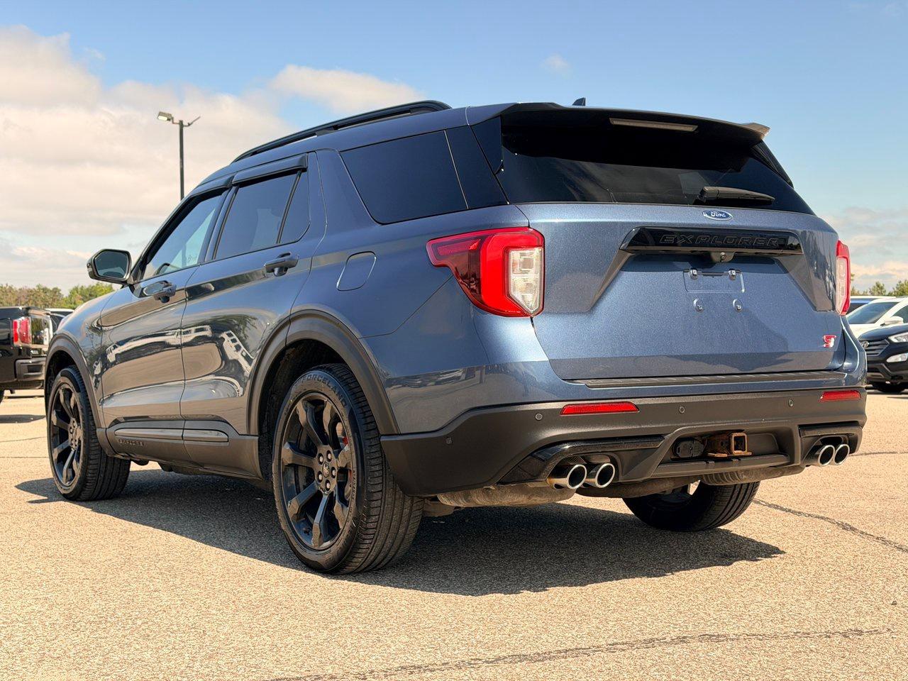 2020 Ford Explorer ST 4WD Photo