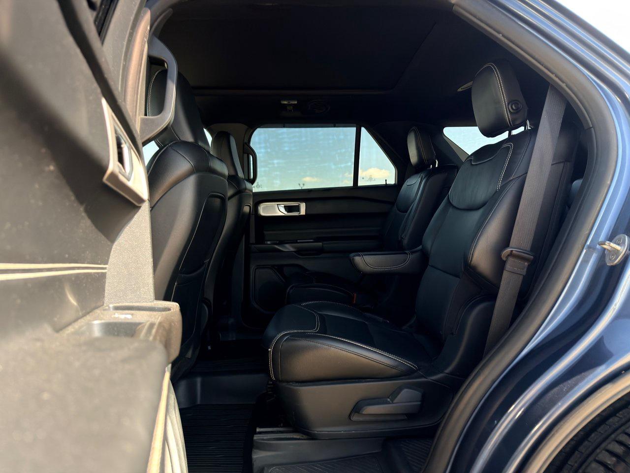 2020 Ford Explorer ST 4WD Photo