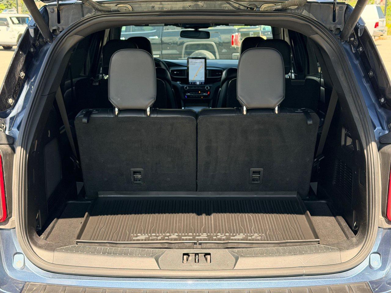2020 Ford Explorer ST 4WD Photo