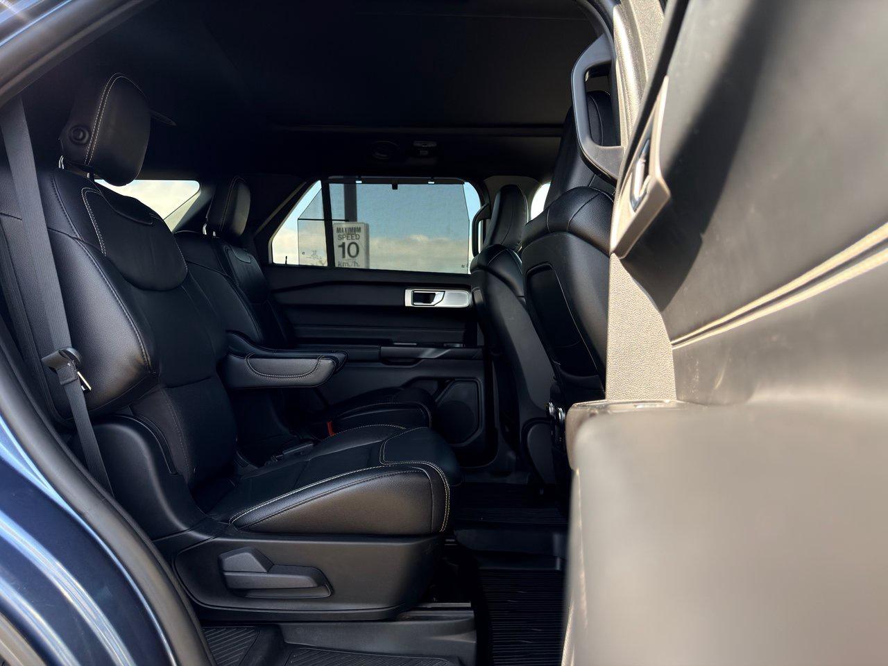 2020 Ford Explorer ST 4WD Photo