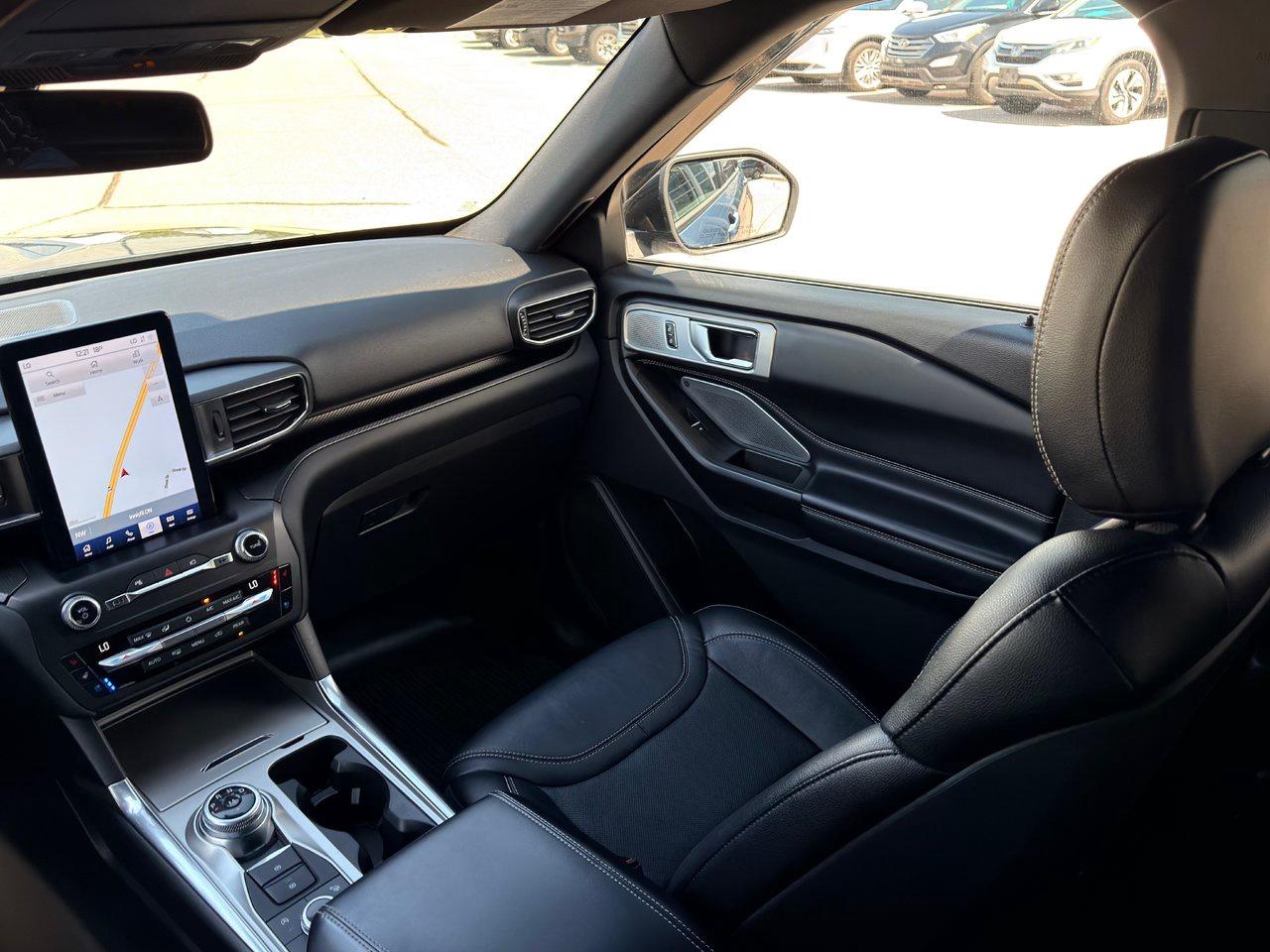 2020 Ford Explorer ST 4WD Photo
