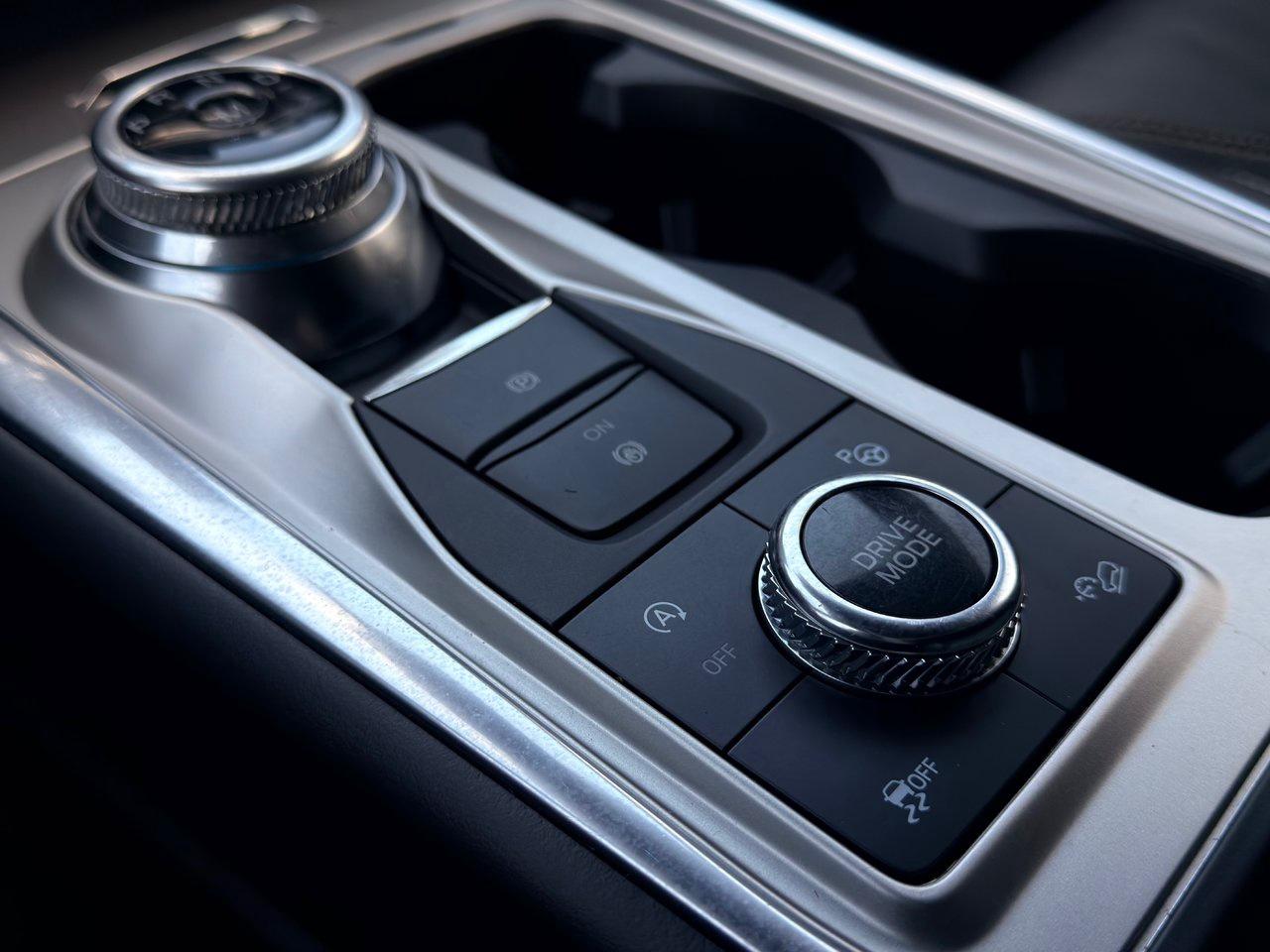 2020 Ford Explorer ST 4WD Photo