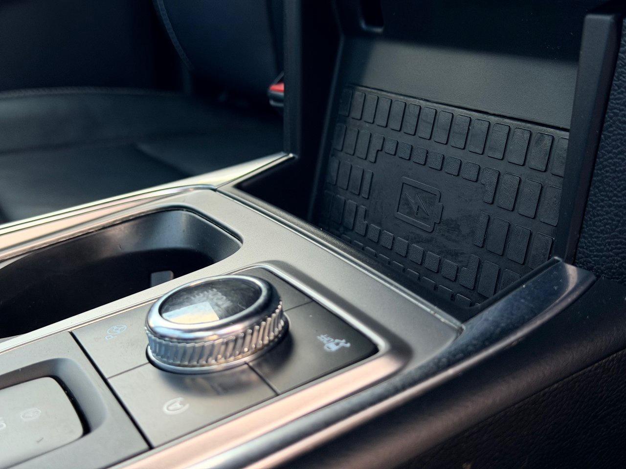 2020 Ford Explorer ST 4WD Photo