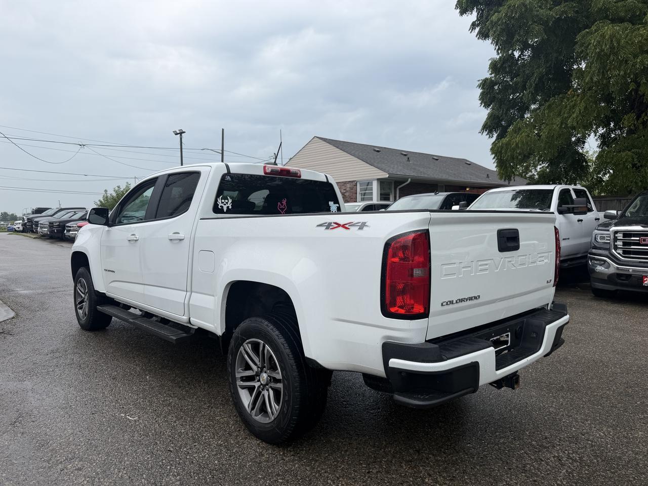 2021 Chevrolet Colorado 4WD | Crew Cab Photo4