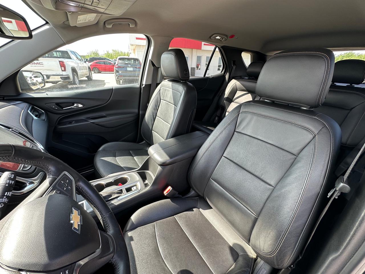 2021 Chevrolet Equinox Premier Photo