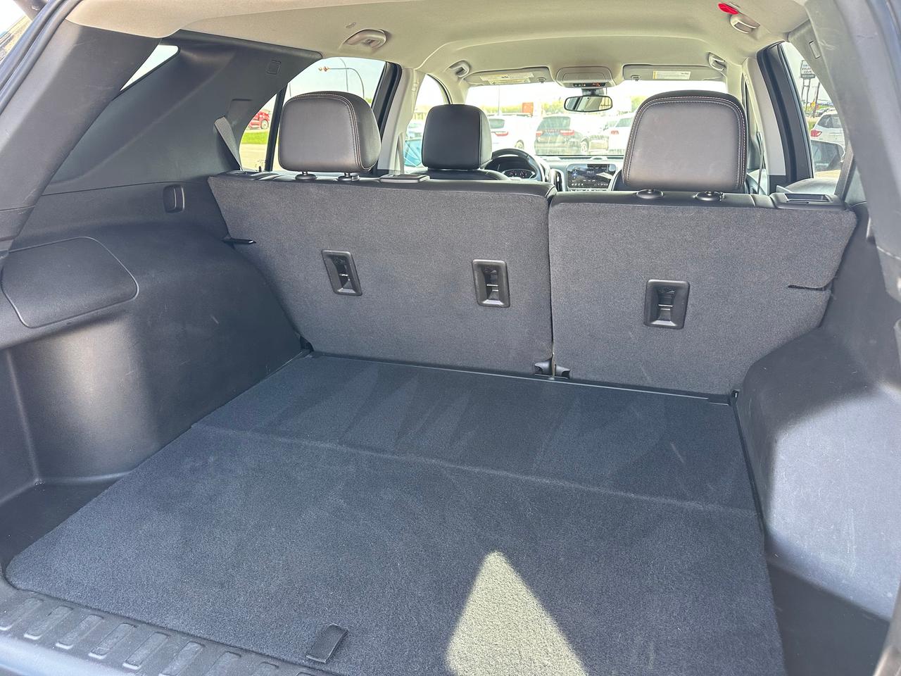 2021 Chevrolet Equinox Premier Photo