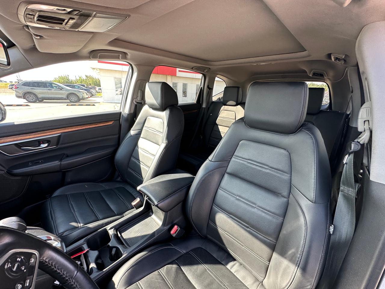 2019 Honda CR-V Touring AWD Photo