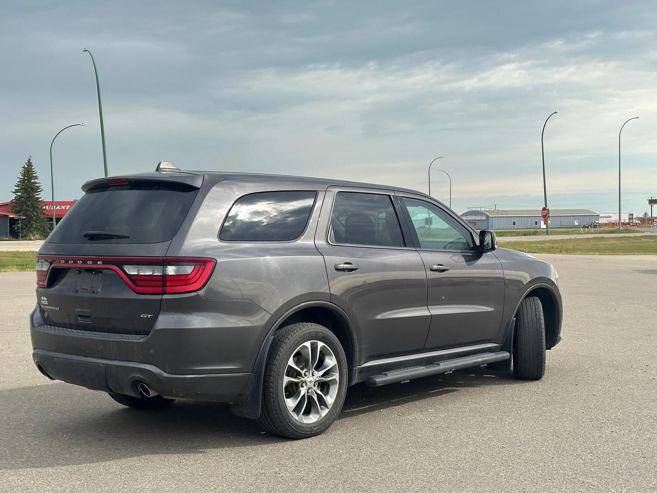 2019 Dodge Durango GT Photo4