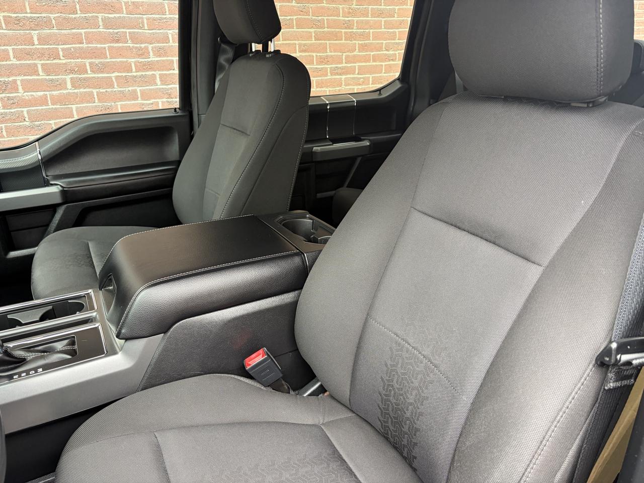 2018 Ford F-150 XLT, SPORT, 5.0L COYOTE Photo