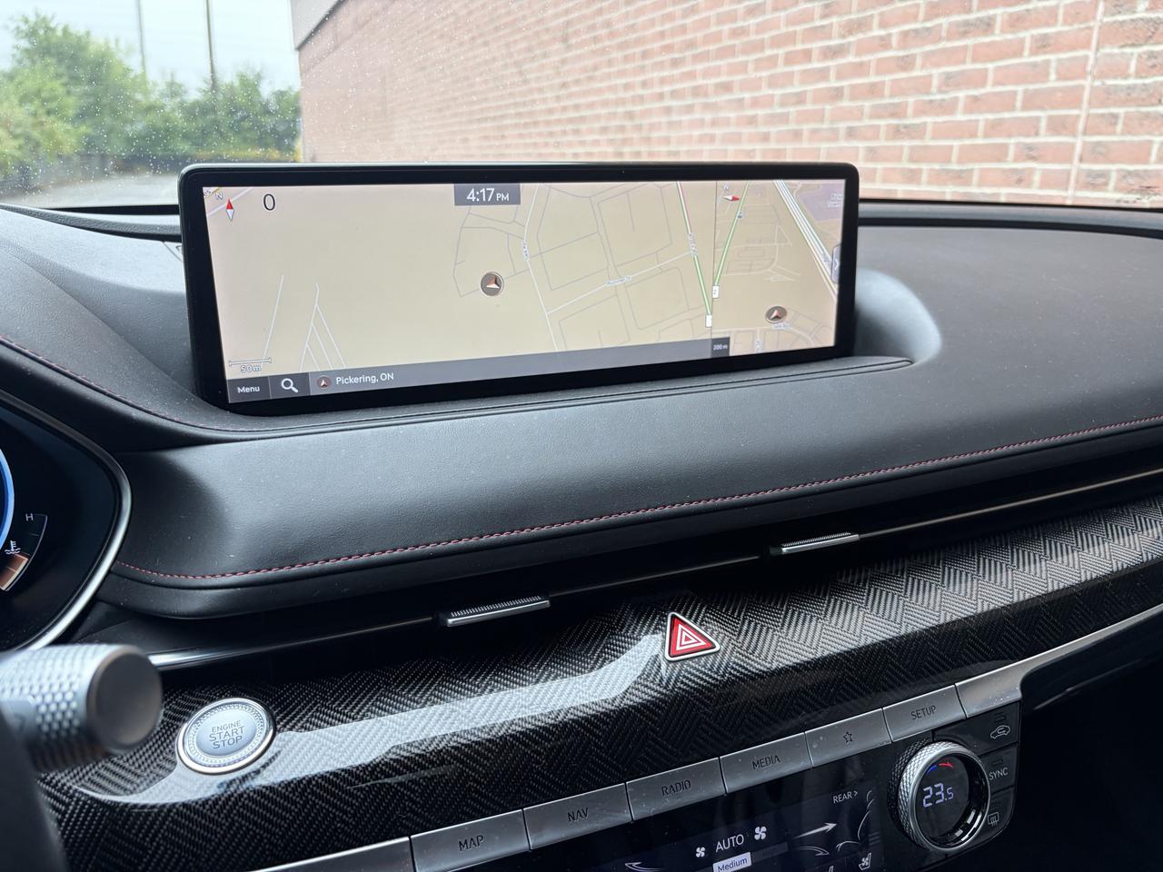 2022 Genesis G80 3.5T Sport, 4WD, LOW KMS. Photo