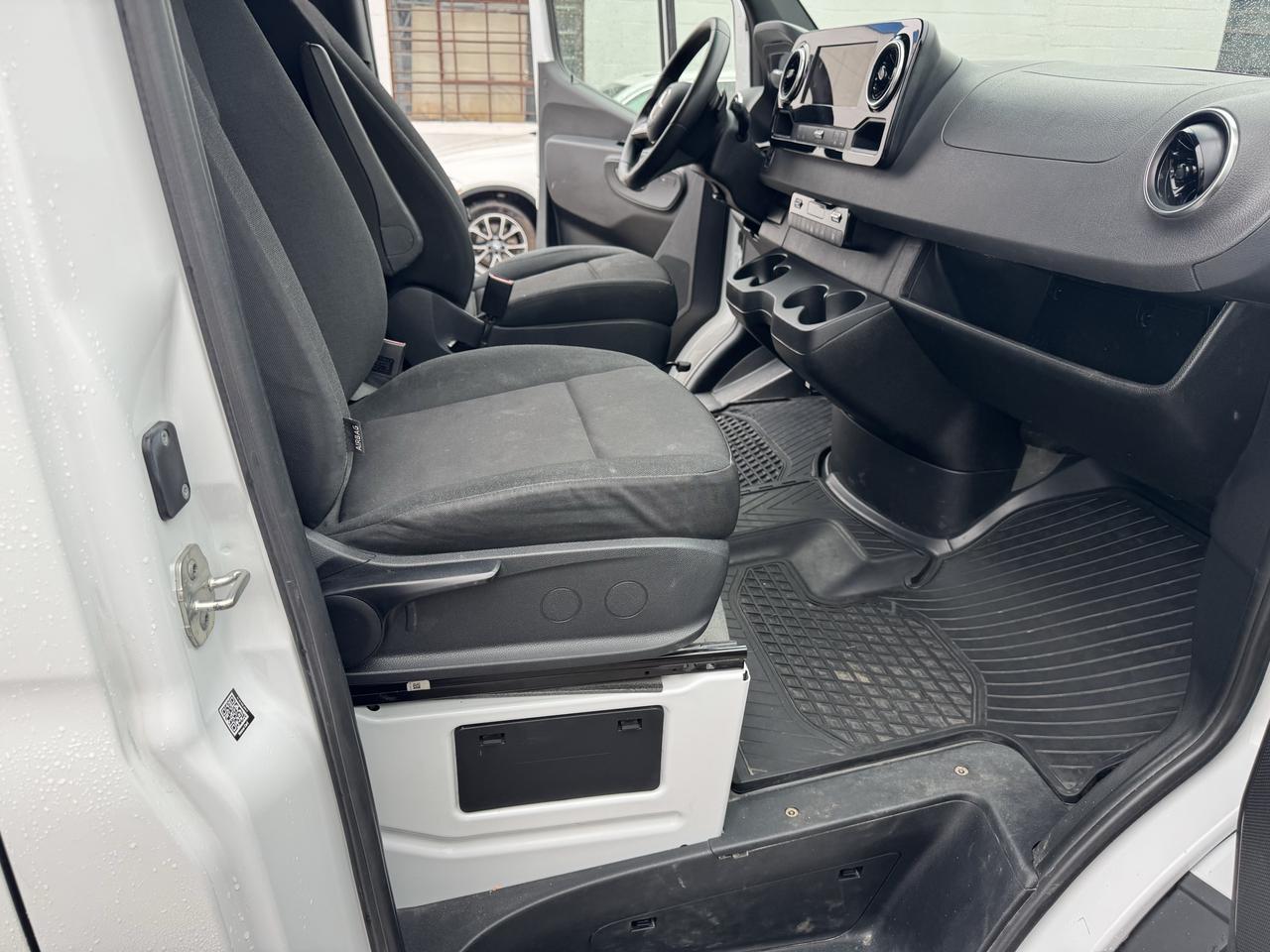 2024 Mercedes-Benz Sprinter ELECTRIC Photo