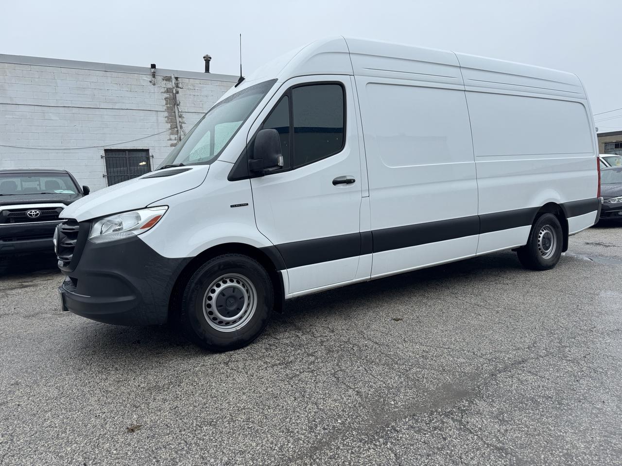 2024 Mercedes-Benz Sprinter ELECTRIC - Photo #5