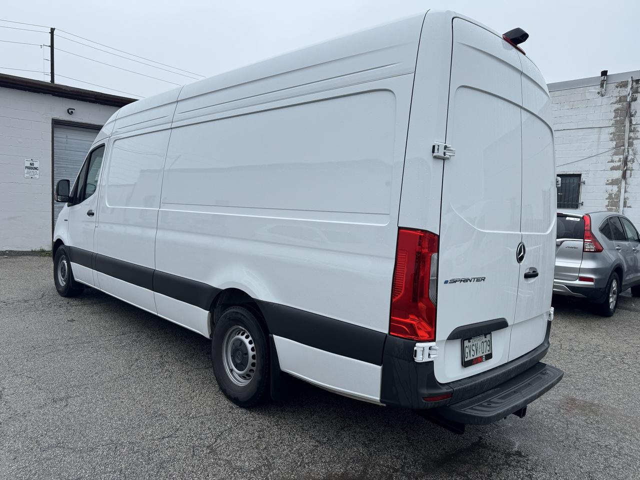 2024 Mercedes-Benz Sprinter ELECTRIC - Photo #3