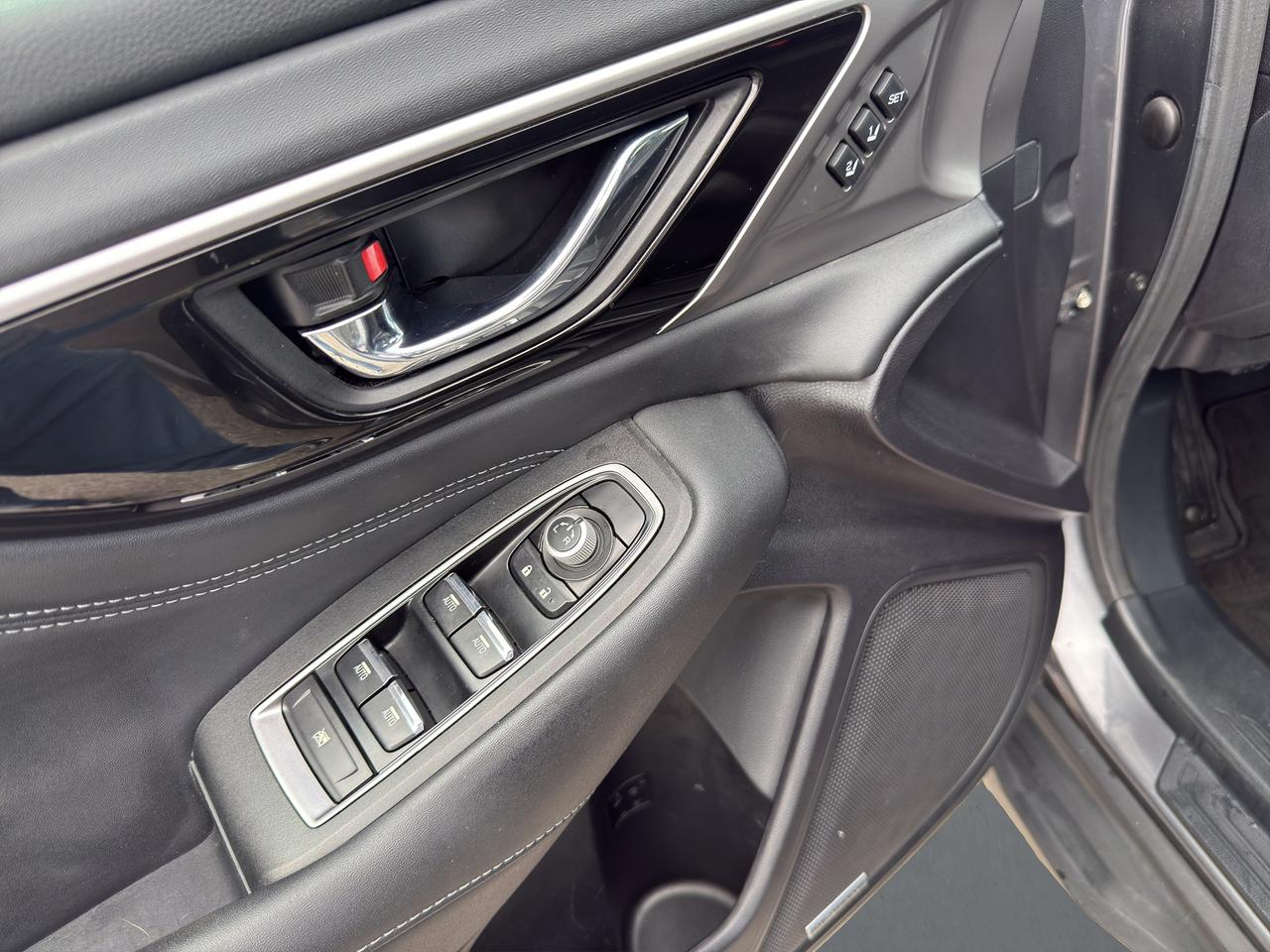 2020 Subaru Outback LIMITED Photo