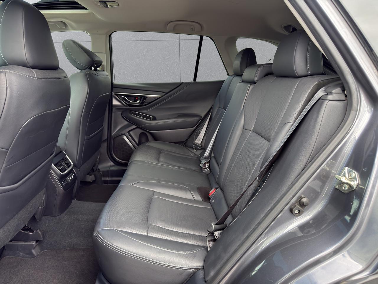 2020 Subaru Outback LIMITED Photo