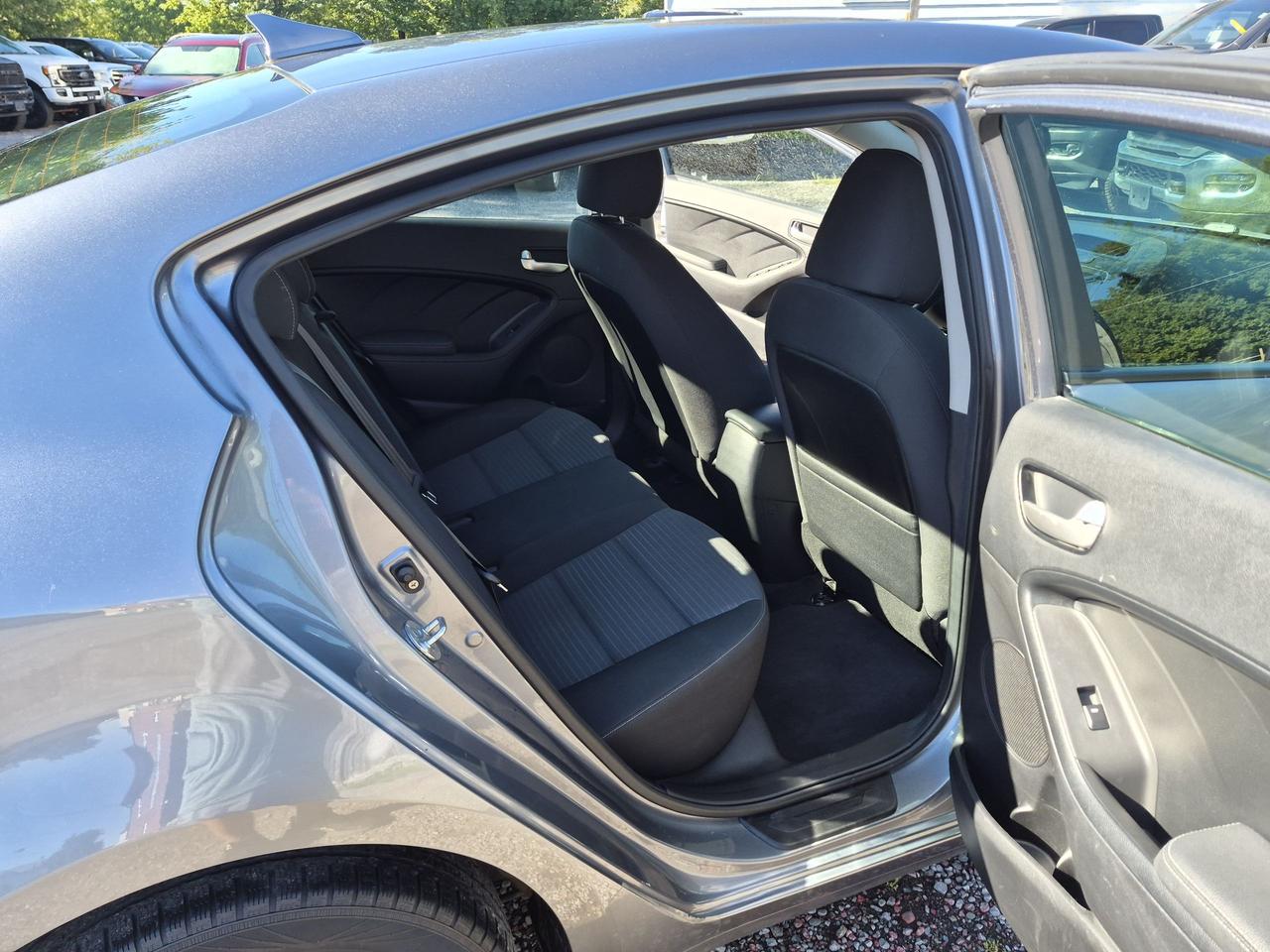 2017 Kia Forte 4DR SDN AUTO LX+ Photo