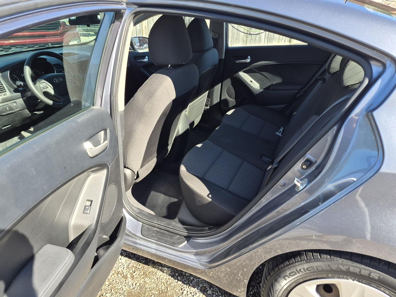 2017 Kia Forte 4DR SDN AUTO LX+ Photo
