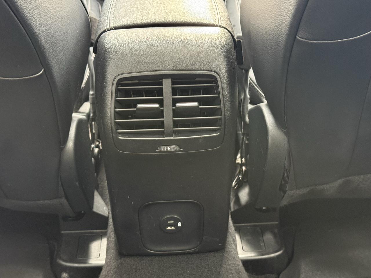 2020 Ford Escape SEL AWD Photo