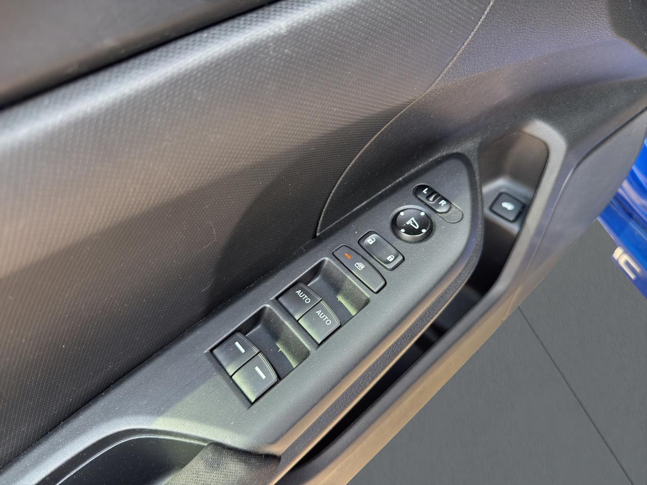2019 Honda Civic LX Photo