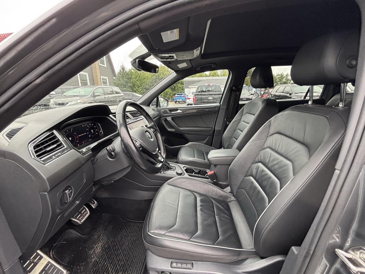 2019 Volkswagen Tiguan Highline 4MOTION Photo