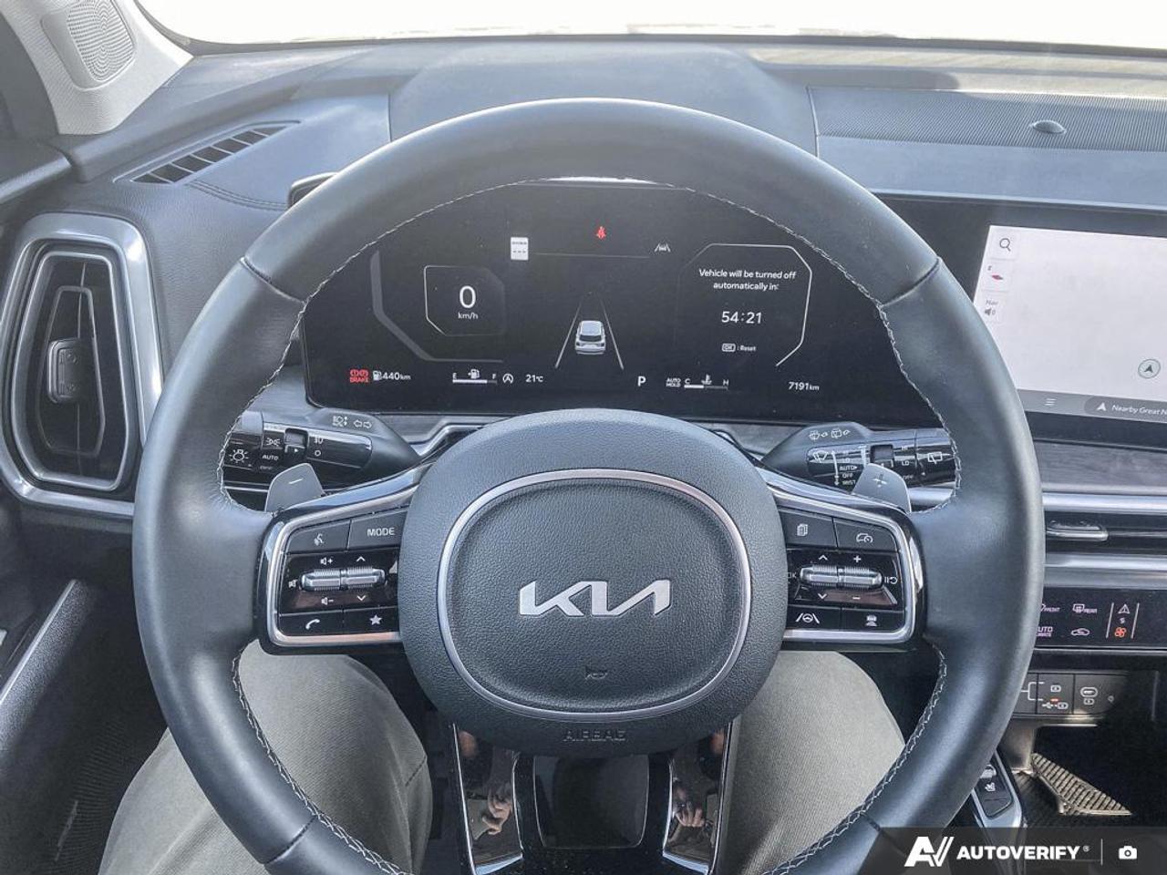 2024 Kia Sorento 2.5T X-Line LIKE NEW | POWER MOONROOF | APPLE CARPLAY Photo