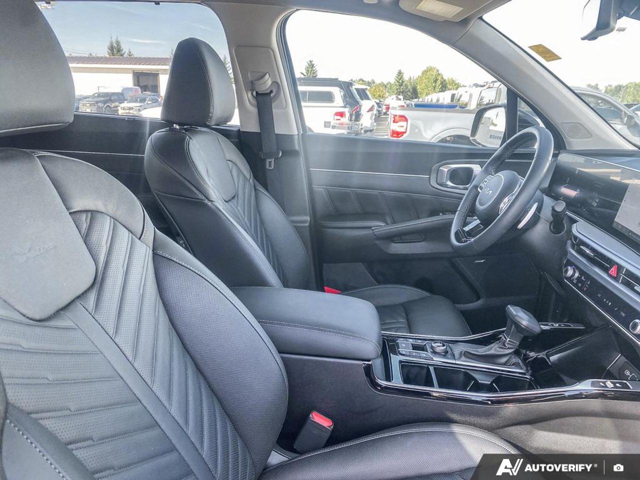 2024 Kia Sorento 2.5T X-Line LIKE NEW | POWER MOONROOF | APPLE CARPLAY Photo