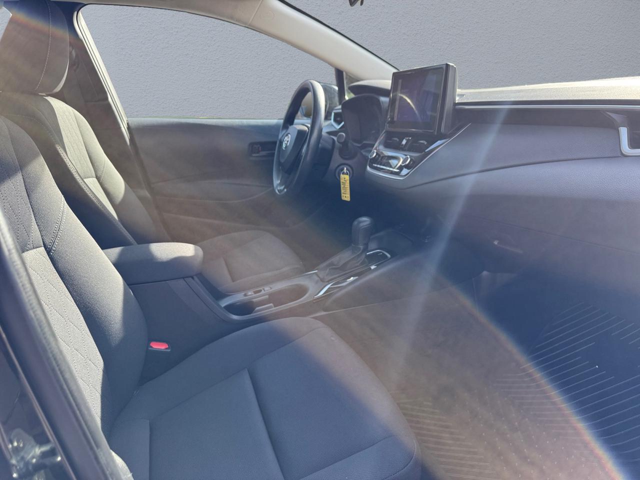 2023 Toyota Corolla LE Photo