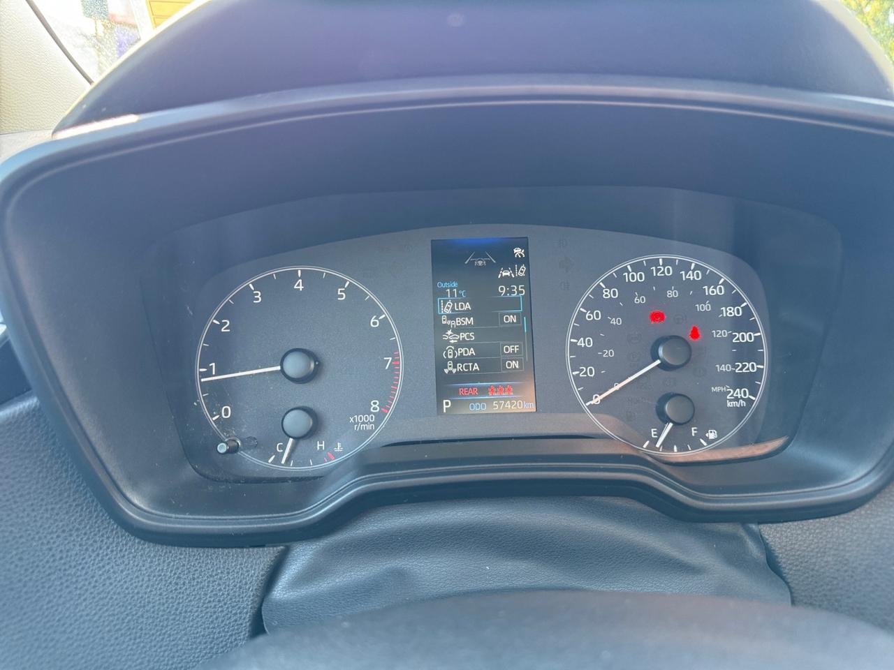 2023 Toyota Corolla LE Photo
