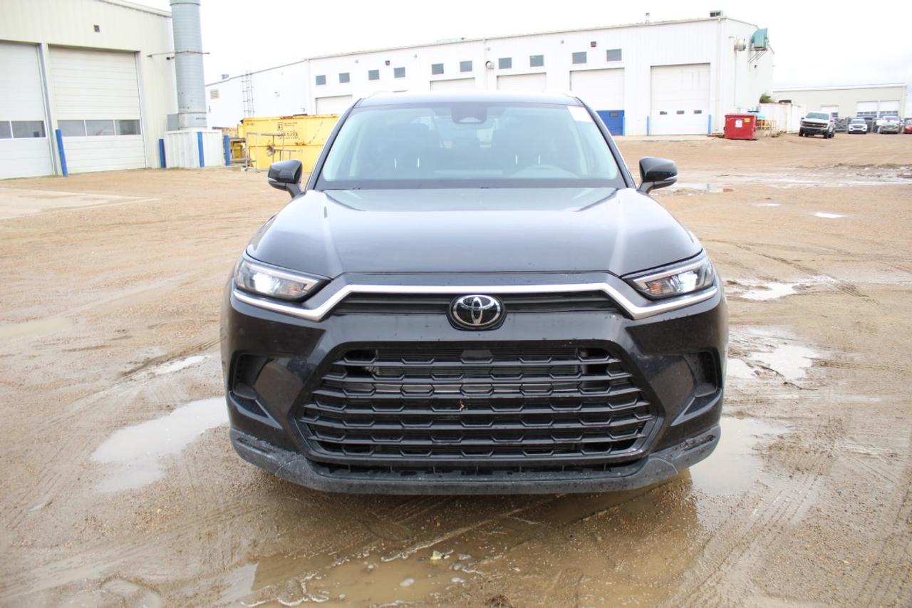 2025 Toyota Grand Highlander XLE AWD w/Htd Leather, BUC - Photo #1