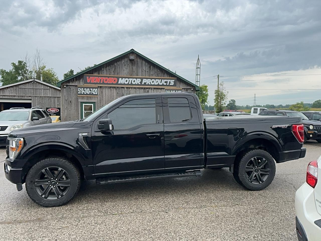2021 Ford F-150 XLT - Photo #1