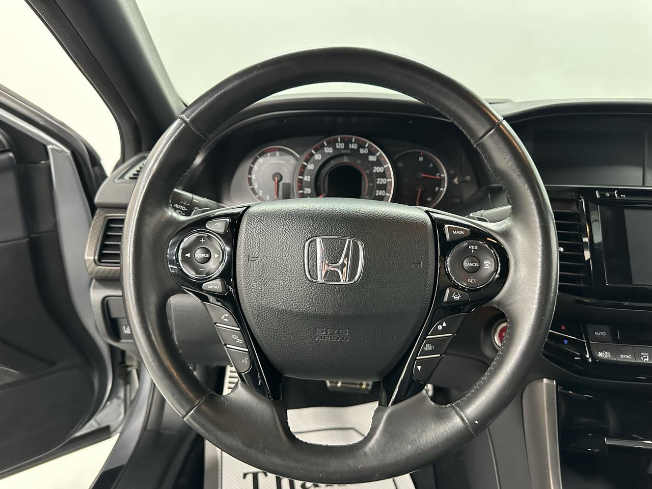 2017 Honda Accord 4dr I4 CVT Sport w/Honda Sensing Photo31