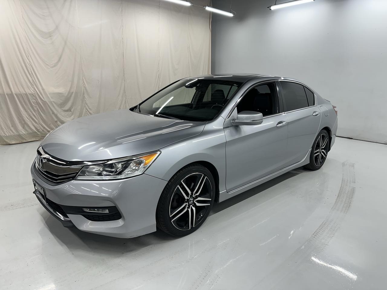 2017 Honda Accord 4dr I4 CVT Sport w/Honda Sensing Photo21